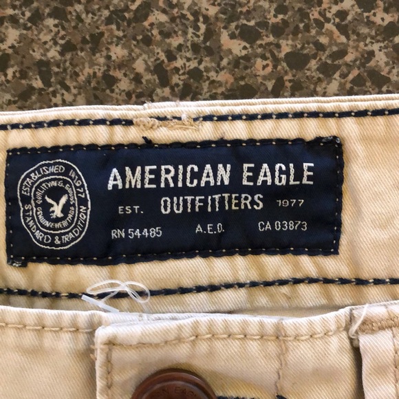 AEO Prep khaki shorts Size 26 - Picture 3 of 6